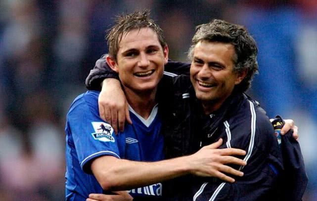 快船压哨晋级！哈登轰39+10对飚库里：统治加时横扫勇士太疯狂