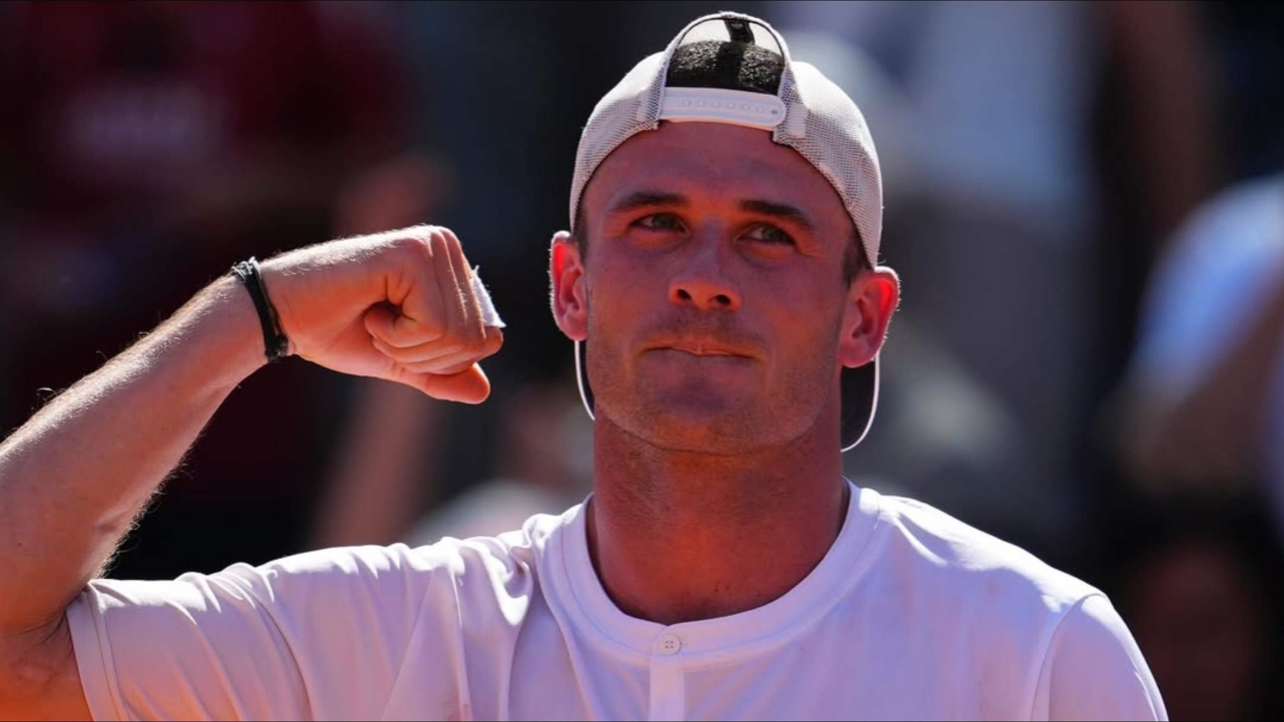 尽管他有 尽管他有