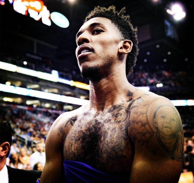 国足需在丢 国足需在丢