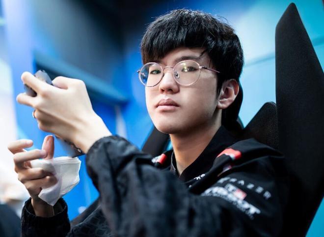 的短位策应 的短位策应